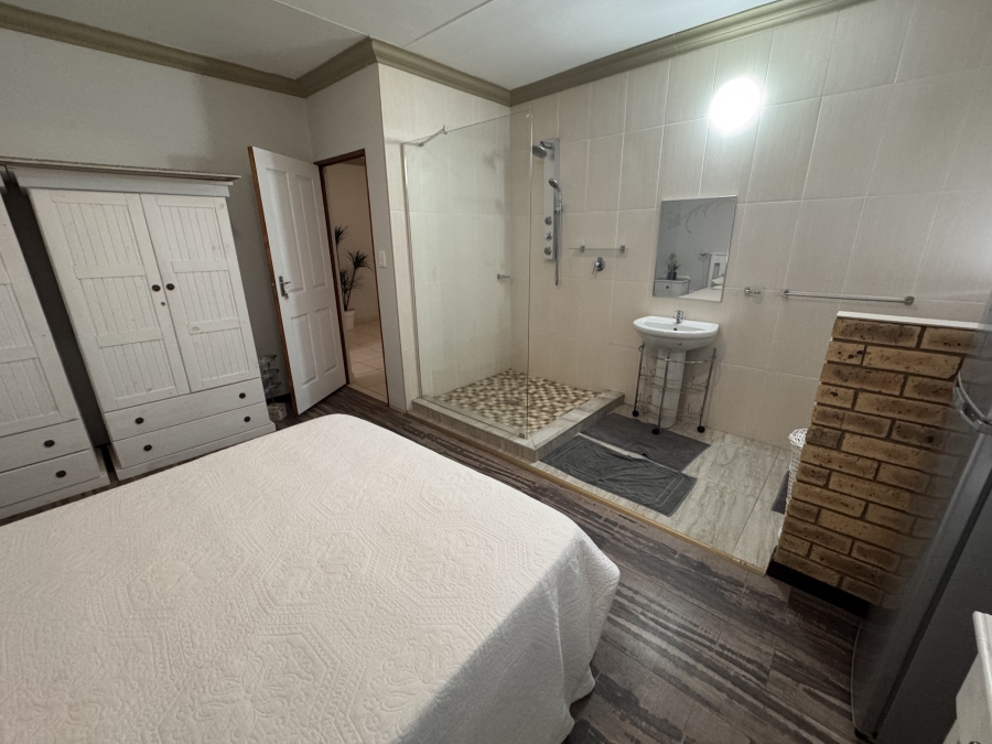 12 Bedroom Property for Sale in Klein Brak Western Cape